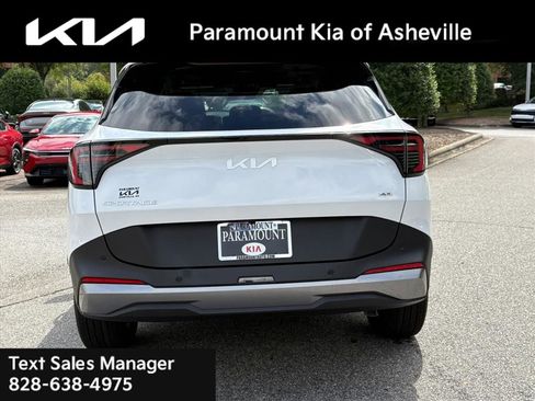 New 2026 Kia Sportage EX w/ EX Panorama Roof Package image 5
