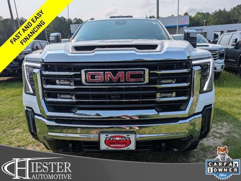 Certified 2025 GMC Sierra 2500 SLT w/ SLT Premium Package AWD/4WD image 9