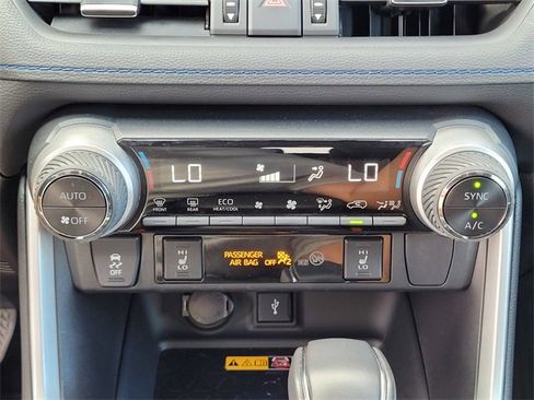 Certified 2022 Toyota RAV4 XSE image 25