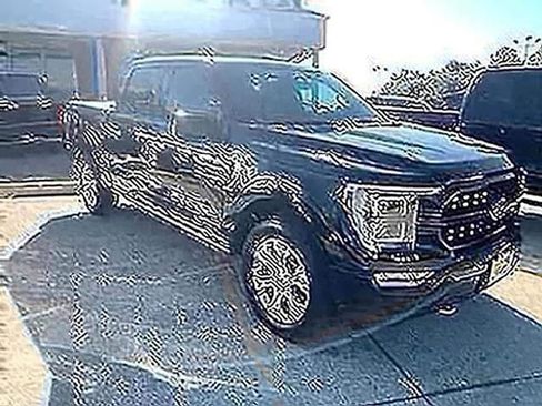 Used 2022 Ford F150 Platinum w/ Equipment Group 701A High AWD/4WD image 3