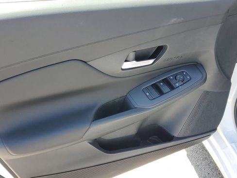 New 2026 Nissan Sentra SV w/ SV Convenience Package FWD image 18