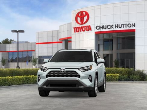Used 2025 Toyota RAV4 XLE Premium AWD/4WD image 47
