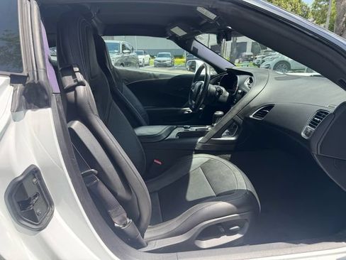 Used 2016 Chevrolet Corvette Stingray Coupe RWD image 17