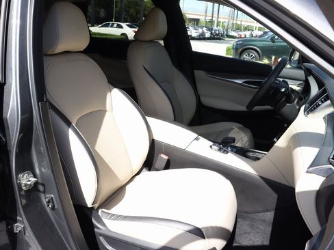 Certified 2022 INFINITI QX50 Luxe image 21