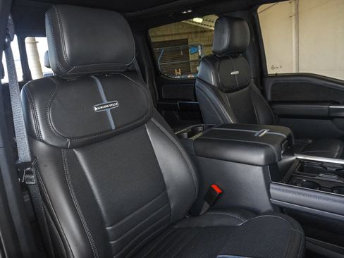 Used 2025 Ford F450 Platinum w/ FX4 Off-Road Package image 42