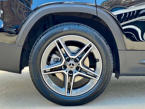 Certified 2022 Mercedes-Benz GLB 250 4MATIC image 20