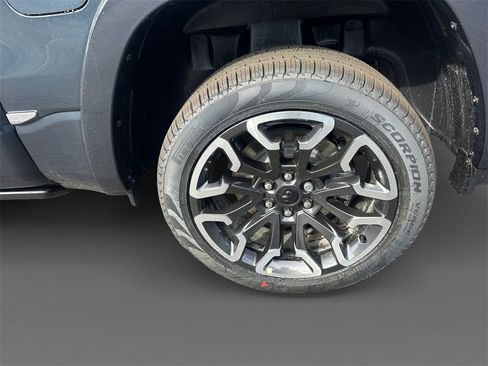 New 2026 RAM 1500 Limited image 8