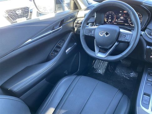 Certified 2026 INFINITI QX60 Luxe w/ Cargo Package image 17