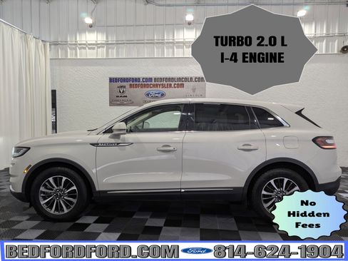 Used 2023 Lincoln Nautilus AWD w/ Premium Package image 1