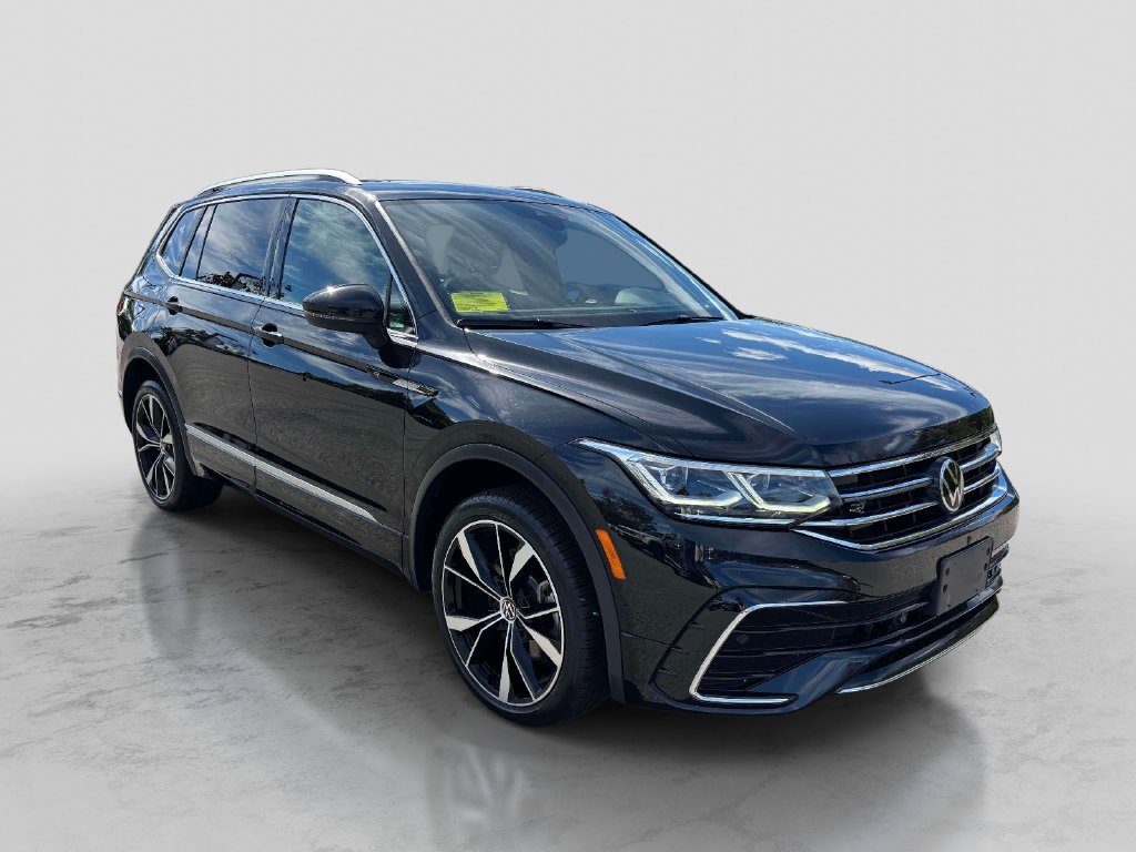 Used 2023 Volkswagen Tiguan SEL R-Line AWD/4WD image 6