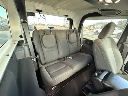 Used 2021 Jeep Wrangler Sport S image 12