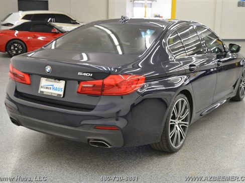 Used 2019 BMW 540i w/ M Sport Package RWD image 8