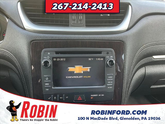 Used 2017 Chevrolet Traverse LT w/ Style and Technology Package FWD image 16