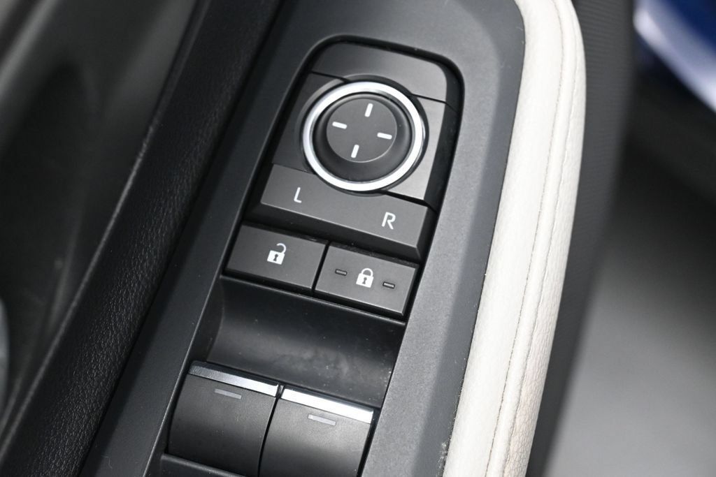 Certified 2024 Toyota Grand Highlander AWD image 12