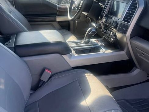 Used 2016 Ford F150 Lariat w/ Equipment Group 501A Mid AWD/4WD image 7