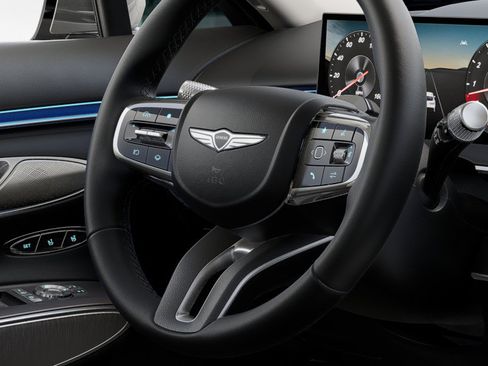 New 2027 Genesis GV70 2.5T Select AWD/4WD image 13