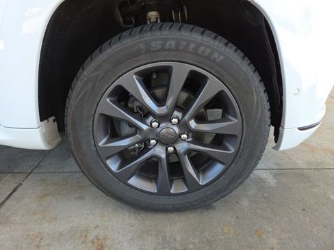 Used 2019 Jeep Grand Cherokee High Altitude AWD/4WD image 73