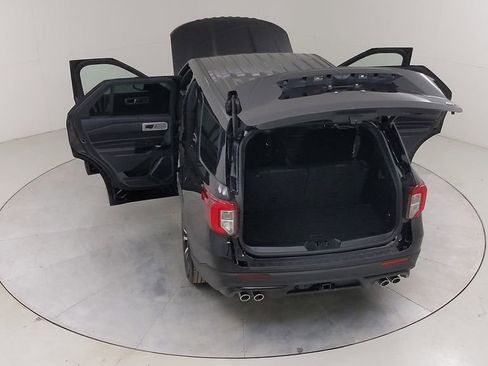 Certified 2022 Ford Explorer ST image 53