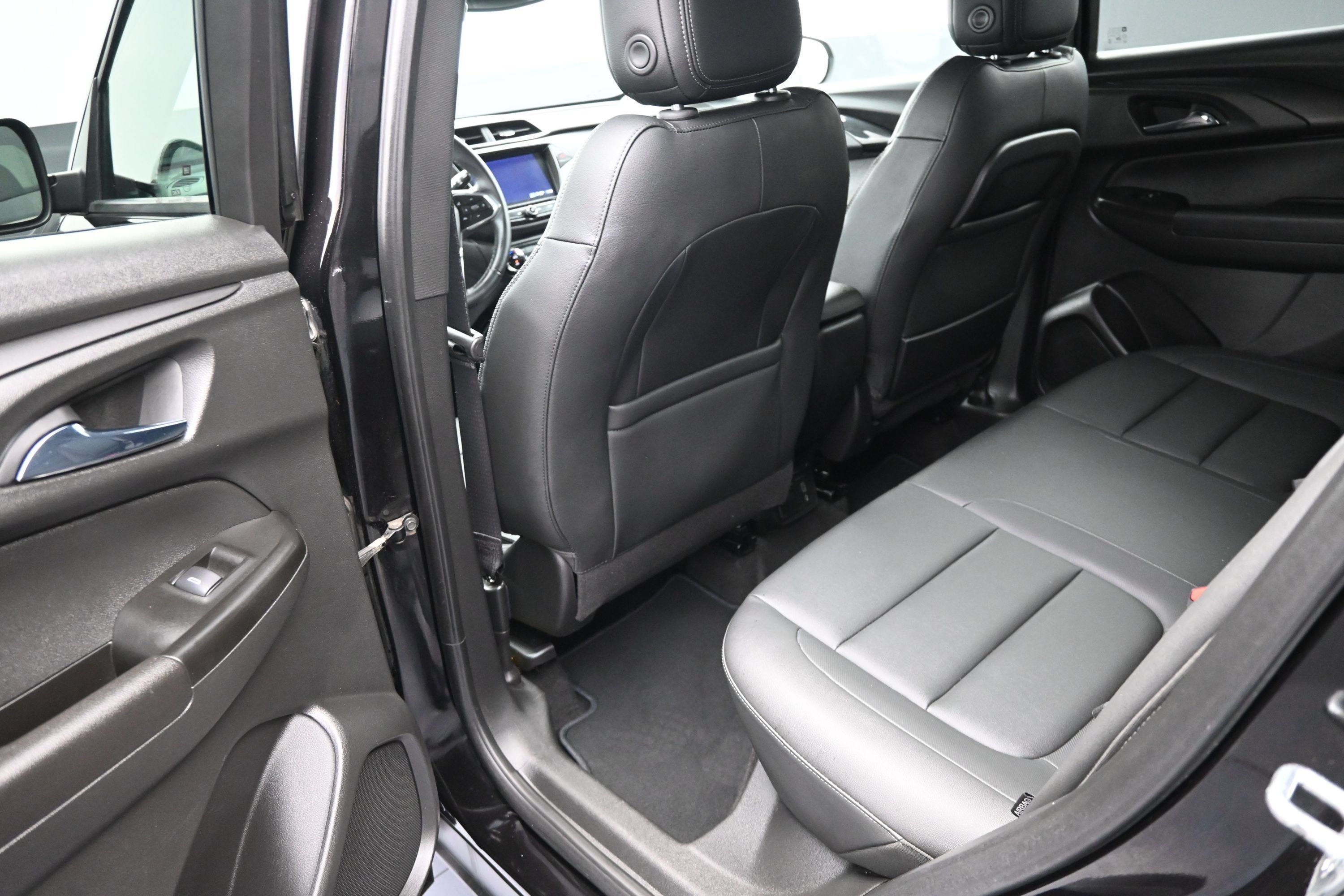 Certified 2021 Chevrolet TrailBlazer LT w/ Premium Seating Package AWD/4WD image 27