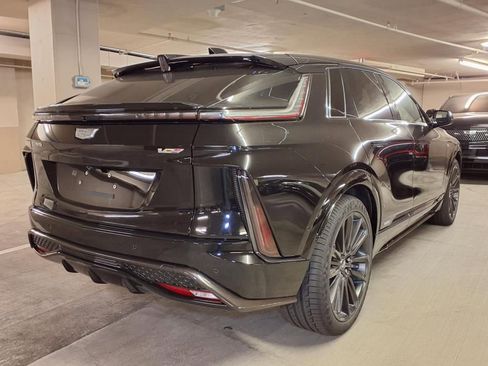 New 2026 Cadillac Lyriq V w/ Exterior Carbon Fiber Package image 6