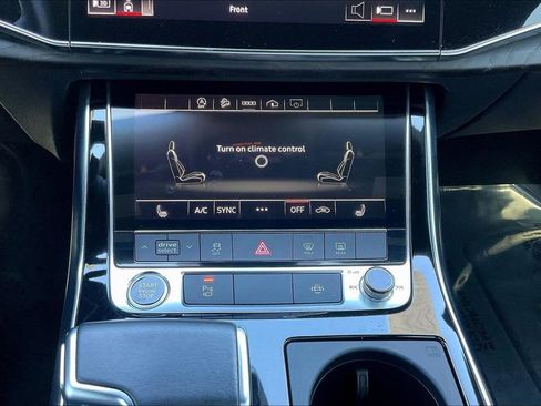 Used 2021 Audi Q8 Premium w/ Black Optic Package image 15