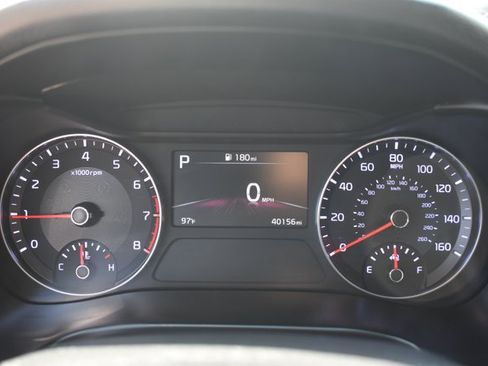 Used 2024 Kia Forte LXS FWD image 20