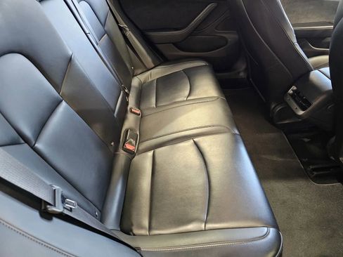 Used 2017 Tesla Model 3 Long Range RWD image 9
