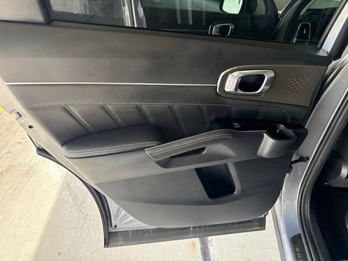 Used 2023 Kia Sorento SX FWD image 15