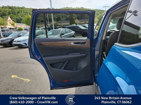 New 2026 Volkswagen Atlas SE image 48