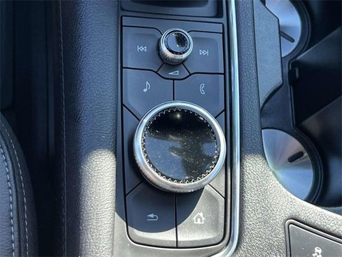 Used 2024 Cadillac XT6 Luxury w/ LPO, Floor Liner Package image 33