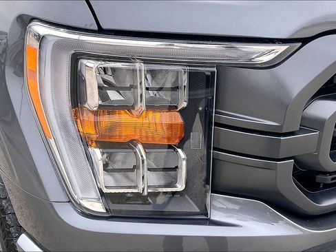 Certified 2022 Ford F150 XLT w/ Equipment Group 302A High image 31