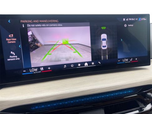 Used 2025 BMW 230i Coupe w/ M Sport Package image 61