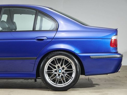 Used 2001 BMW M5 RWD image 27