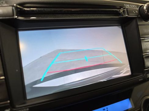 Used 2015 Toyota RAV4 Limited w/ Technology Package AWD/4WD image 23