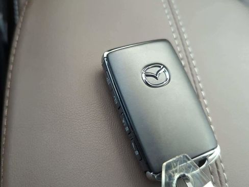 Certified 2025 MAZDA CX-30 2.5 Turbo w/ Premium Package image 39