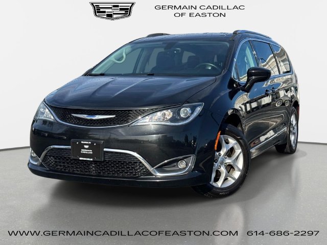 Used 2018 Chrysler Pacifica Touring-L Plus w/ Tire & Wheel Group FWD image 1