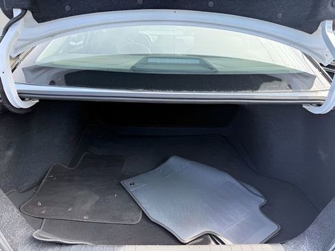 Used 2021 Nissan Sentra SR w/ SR Premium Package image 5