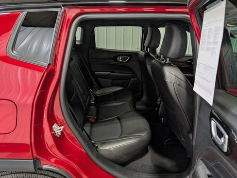 Used 2026 Jeep Compass Limited AWD/4WD image 26