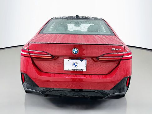 Used 2026 BMW 530i w/ M Sport Package image 6