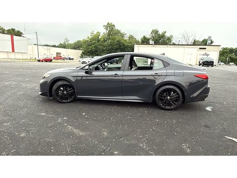 New 2026 Toyota Camry SE w/ Multimedia Upgrade Package FWD image 4