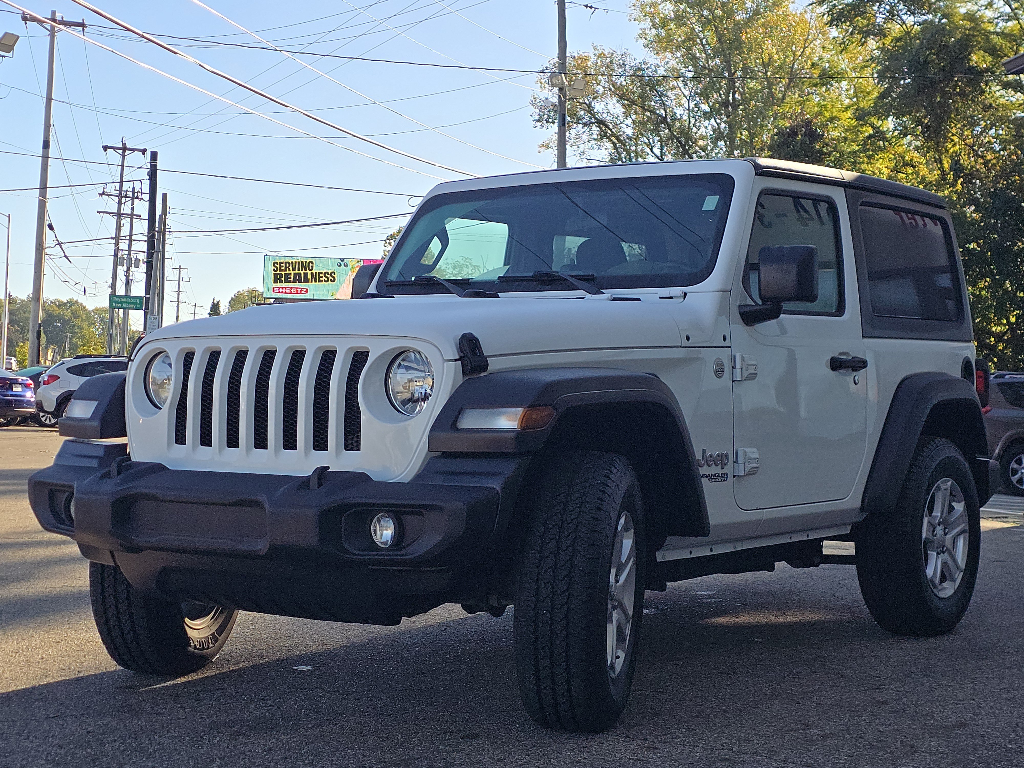 Used 2019 Jeep Wrangler Sport AWD/4WD image 3