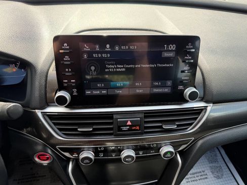 Used 2019 Honda Accord Sport image 19