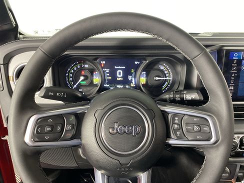 Used 2025 Jeep Wrangler Backcountry image 22