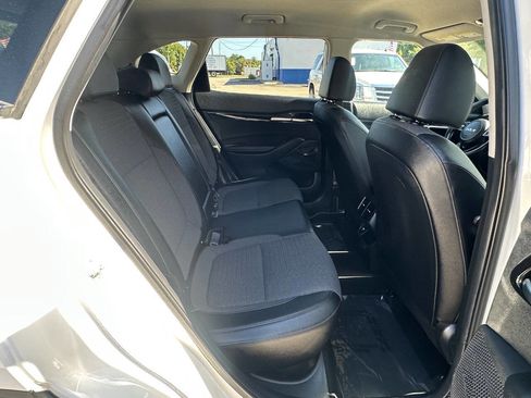 Used 2022 Kia Seltos Nightfall Edition image 16