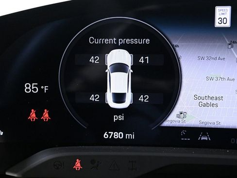 Certified 2023 Porsche Taycan GTS image 14