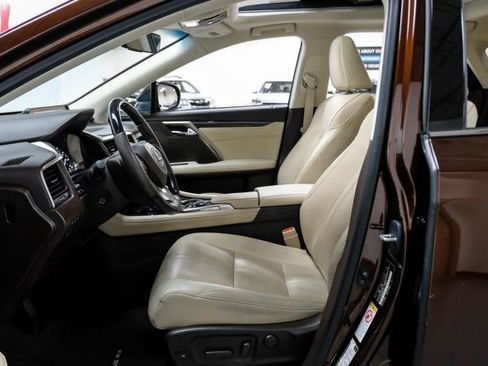 Used 2016 Lexus RX 350 FWD w/ Luxury Package image 4