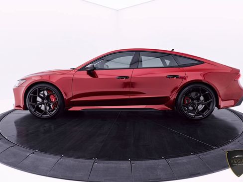 Used 2024 Audi RS 7 Performance AWD/4WD image 16