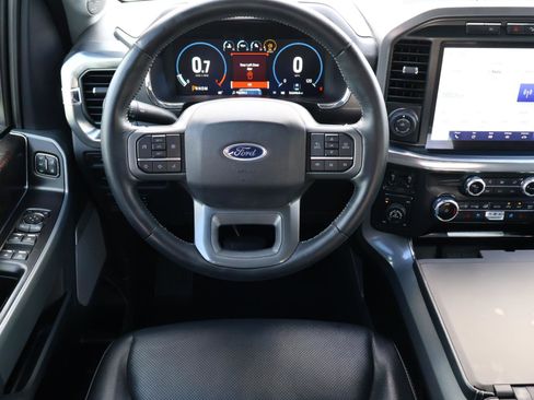 Used 2022 Ford F150 Lariat w/ Max Trailer Tow Package image 9