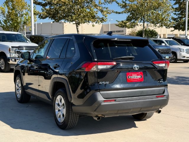 Used 2023 Toyota RAV4 LE AWD/4WD image 7