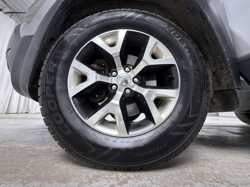 Used 2014 Jeep Cherokee Trailhawk w/ Comfort/Convenience Group image 9